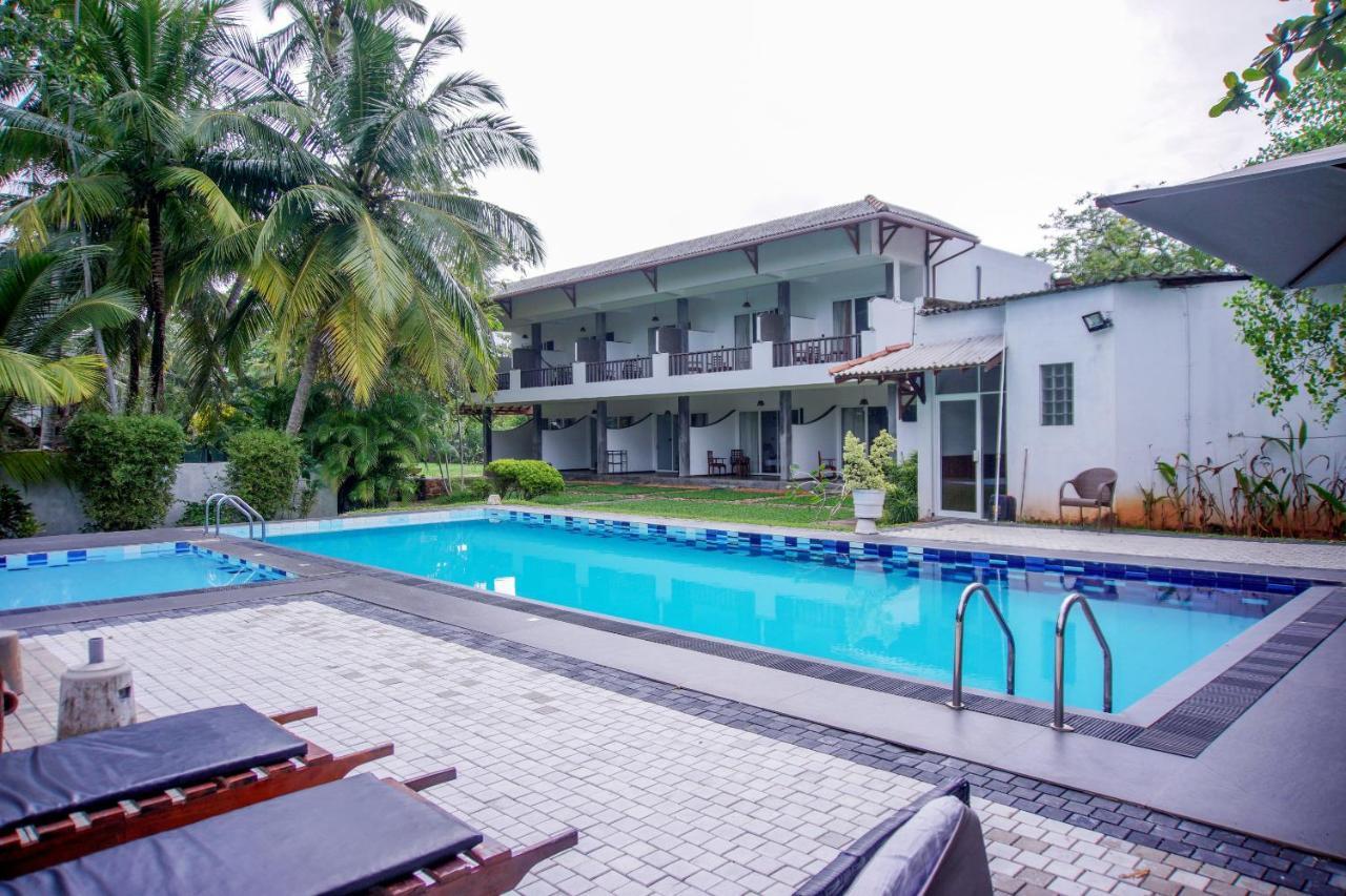 Hotel Blue Fox Hikkaduwa Exteriér fotografie