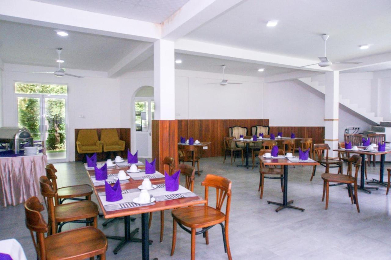 Hotel Blue Fox Hikkaduwa Exteriér fotografie